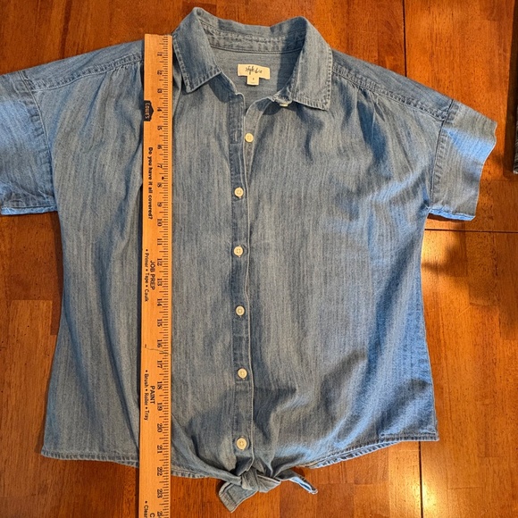 Denim shirt, tie front top, button up jean shirt, cropped denim top, Size S - Picture 7 of 8